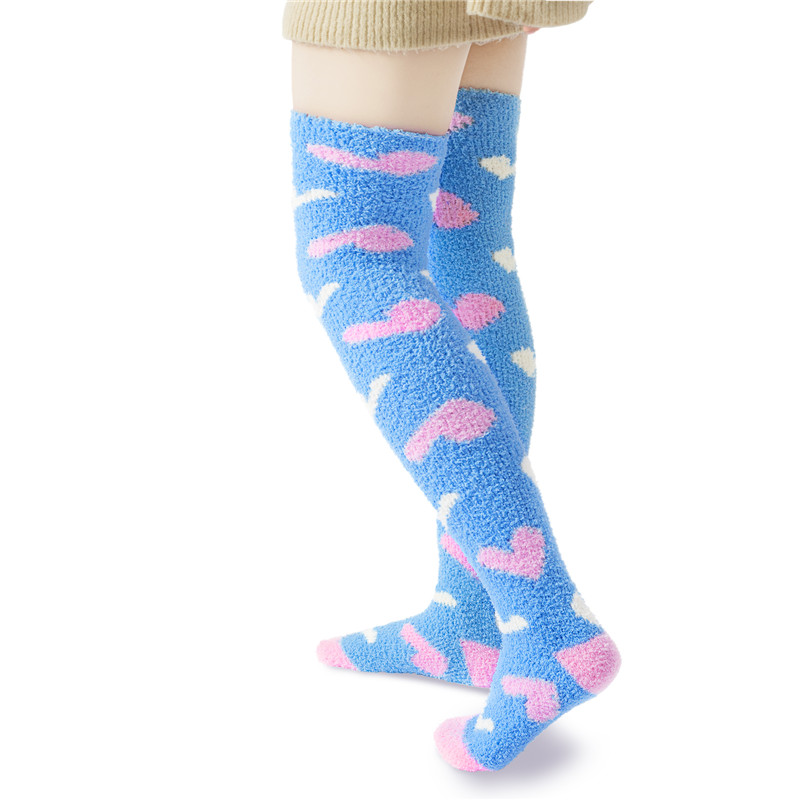 Coral Fleece Knee High Long Heart Pattern Socks 2 Pairs Set ?C Blue & White