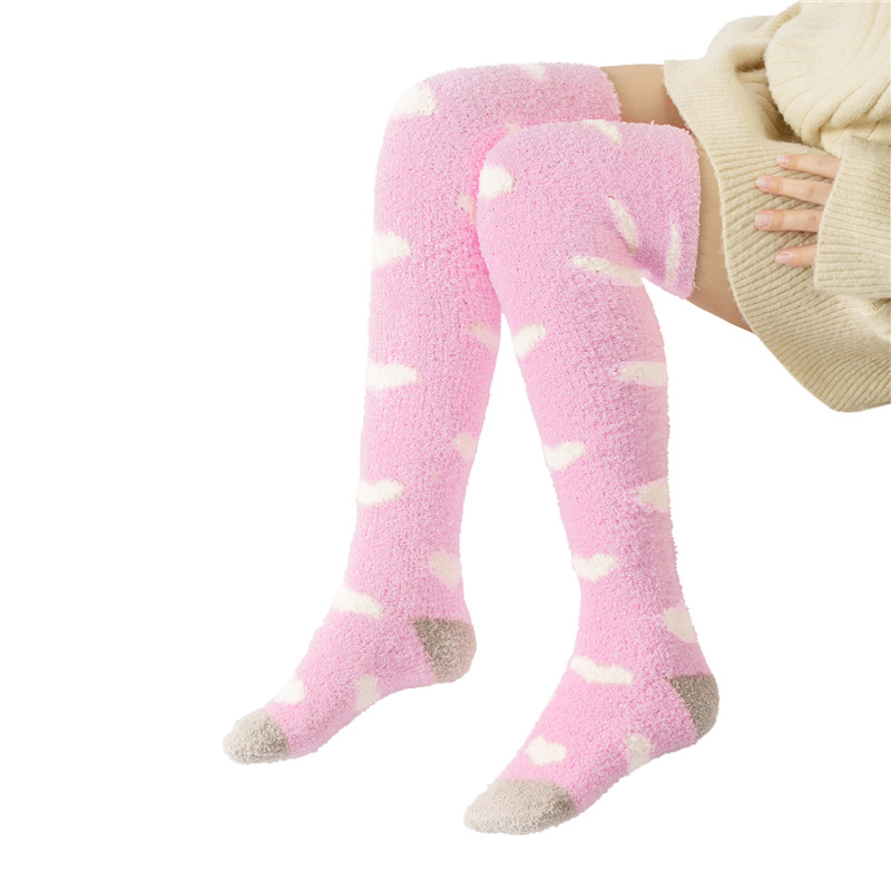 Coral Fleece Knee High Long Heart Pattern Socks 2 Pairs Set – Grey & White